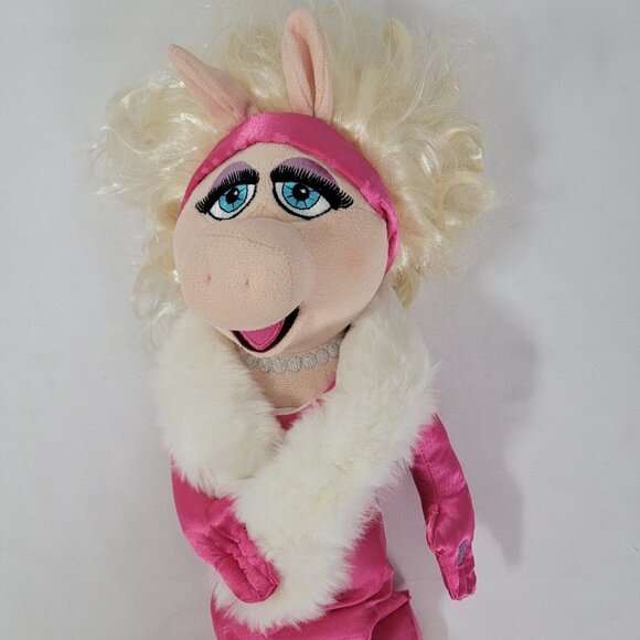 Disney Store MUPPETS Miss Piggy hot pink dress faux fur plush toy Most Wanted - Picture 2 of 7